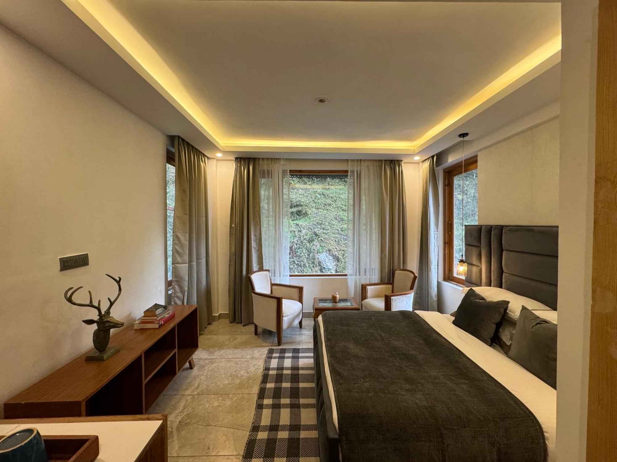 Ausnya Tirthan Banjar Exterior photo